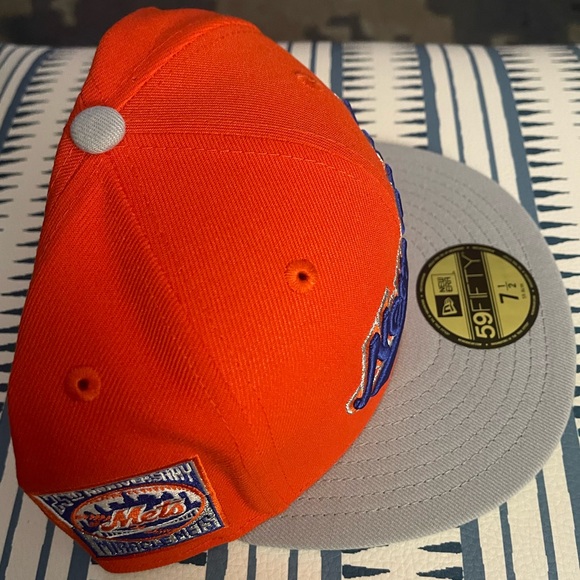*NWT* MLB New York ”25th Anniversary Miracle Mets” New Era Fitted Cap 7 7/8” - Picture 3 of 7